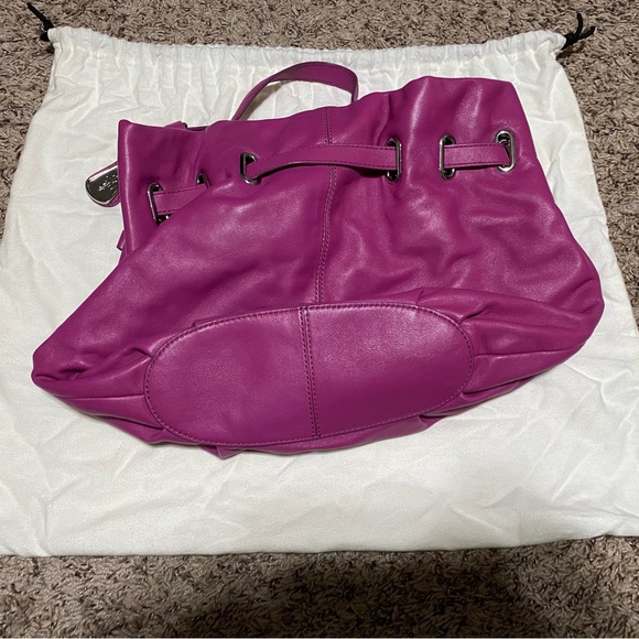 Cole Haan hobo purse
Cornelia Elle large purse - Picture 3 of 10